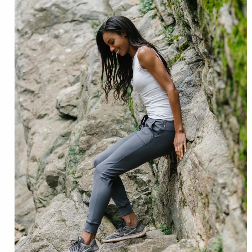 NWT Gray Unwind Joggers